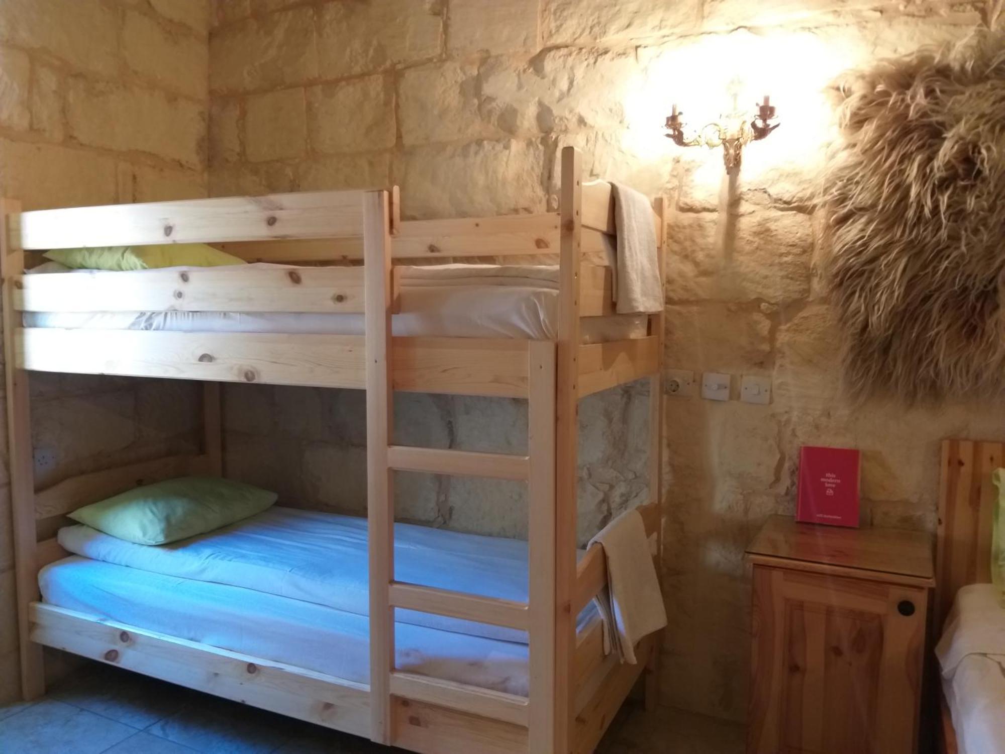 Happy & Healthy Gozo, Self-Check-In Guest House Victoria Habitación foto
