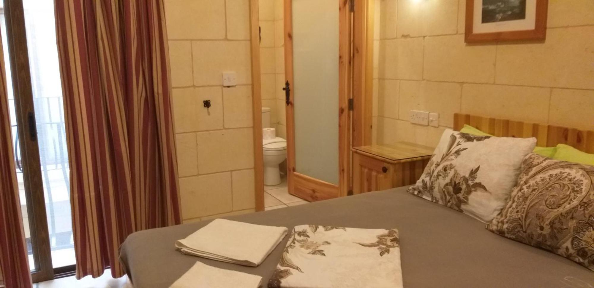 Happy & Healthy Gozo, Self-Check-In Guest House Victoria Habitación foto